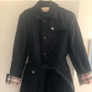 Burberry Brit quilted coat with belt tie.
